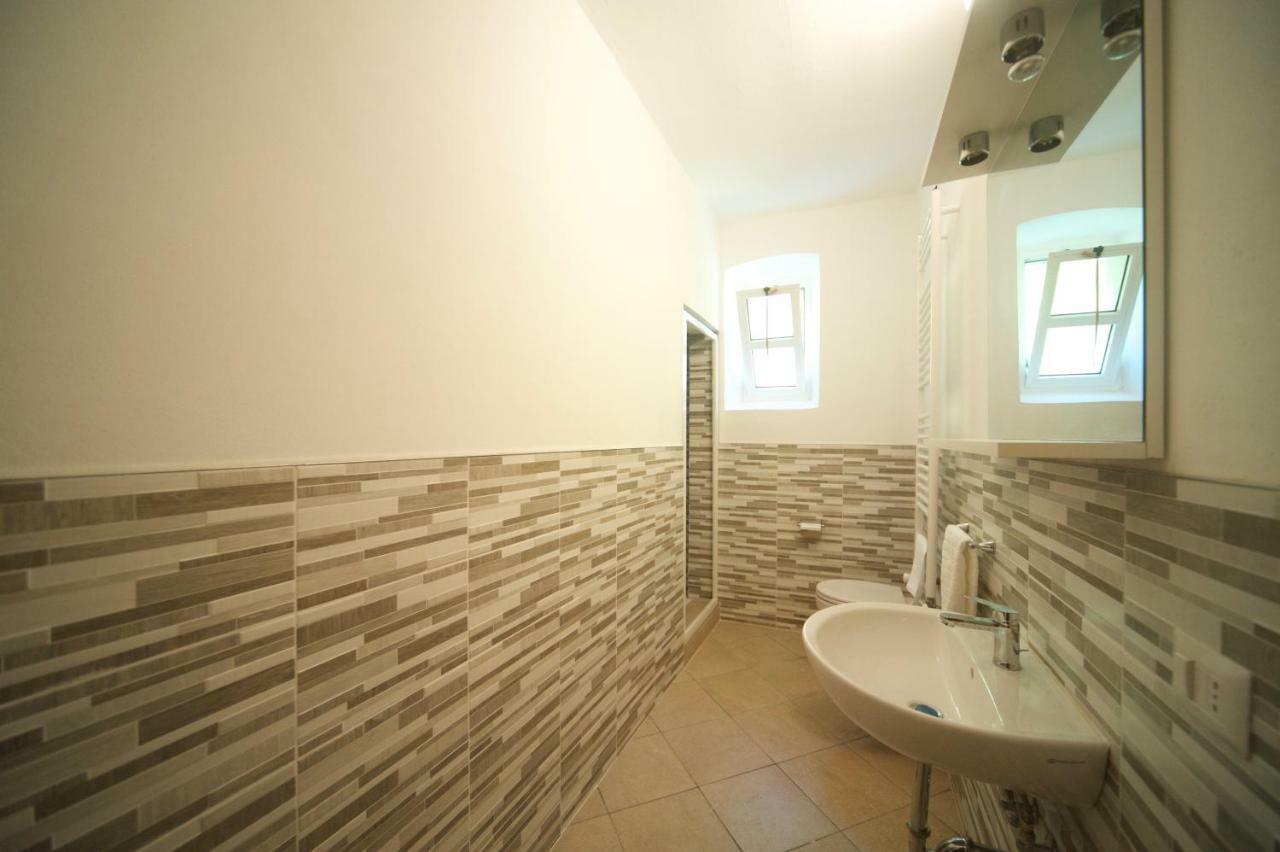 Al Vecchio Convento Mare E Monti Bed & Breakfast Ortonovo ภายนอก รูปภาพ