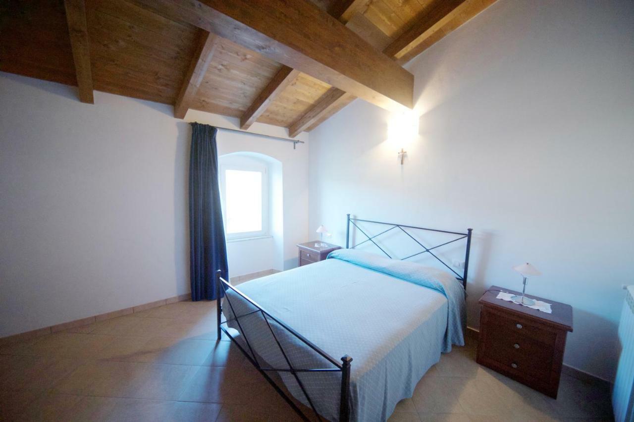 Al Vecchio Convento Mare E Monti Bed & Breakfast Ortonovo ภายนอก รูปภาพ